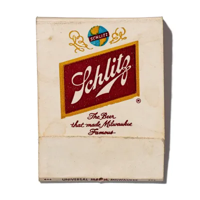 Schlitz, front, detail